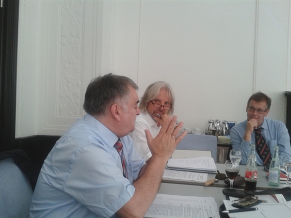 v.l. Herbert Reul, Michael Wieden, Martin Brotzler, Foto: Claudia Garrido Luque